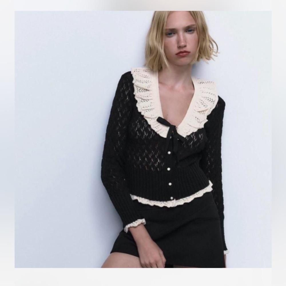 Zara cardigan black and white in size L.